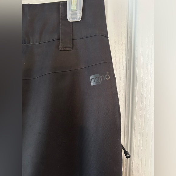 Patagonia Women’s Ski Pant - Picture 6 of 9